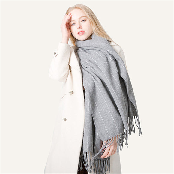 Autumn and winter British style stripe tassel the new hot women's elegant generous simple temperament noble elegant scarf